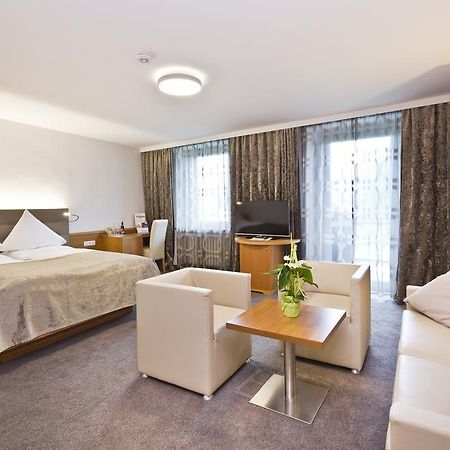 Stadthotel Goldenes Schiff Бад-Ишль Экстерьер фото