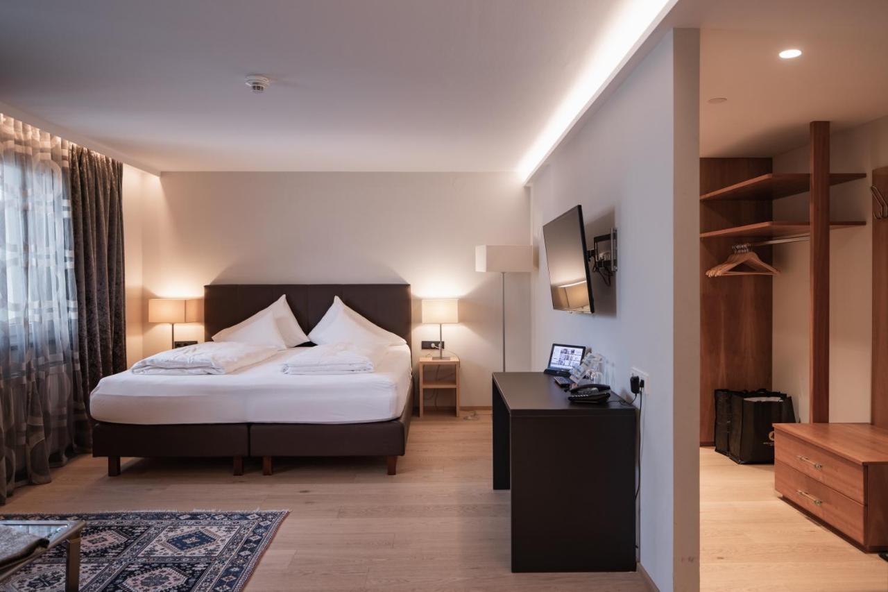 Stadthotel Goldenes Schiff Бад-Ишль Экстерьер фото