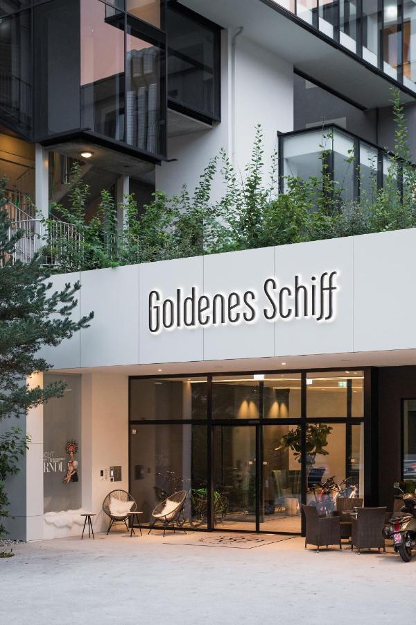 Stadthotel Goldenes Schiff Бад-Ишль Экстерьер фото